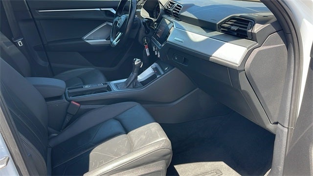 2021 Audi Q3 Premium quattro